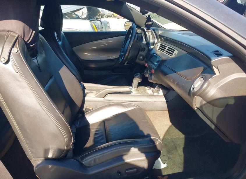 Photo 5 of 2012 Chevrolet Camaro 2LT (VIN 2G1FC1E39C9179555)
