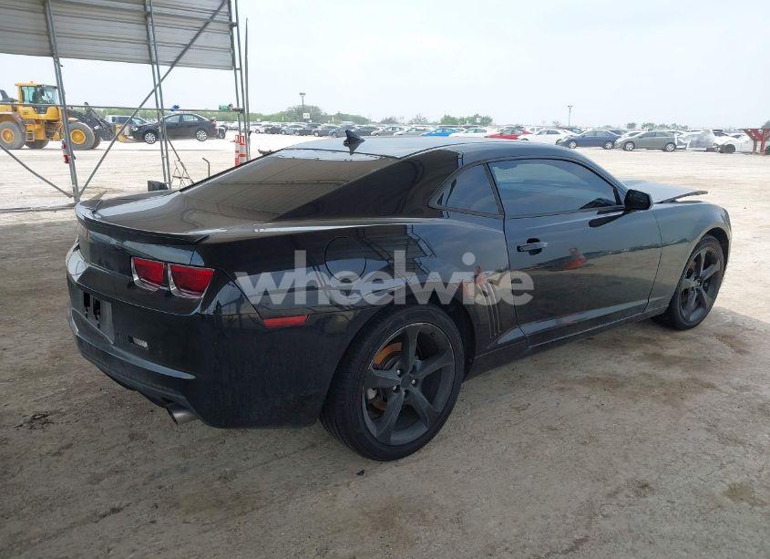 Photo 4 of 2012 Chevrolet Camaro 2LT (VIN 2G1FC1E39C9195545)