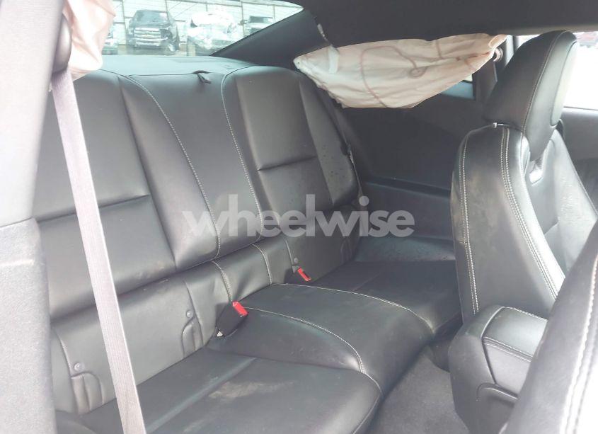 Photo 8 of 2014 Chevrolet Camaro 2LT (VIN 2G1FC1E39E9245413)