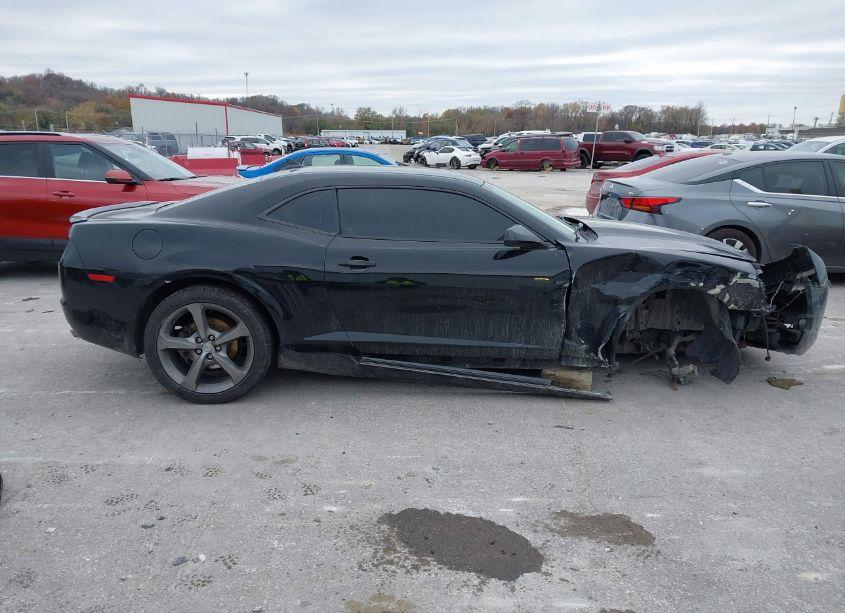 Photo 13 of 2013 Chevrolet Camaro 2LT (VIN 2G1FC1E3XD9179985)