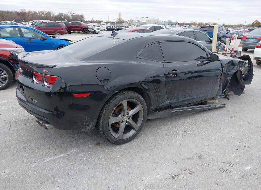 Photo 4 of 2013 Chevrolet Camaro 2LT (VIN 2G1FC1E3XD9179985)