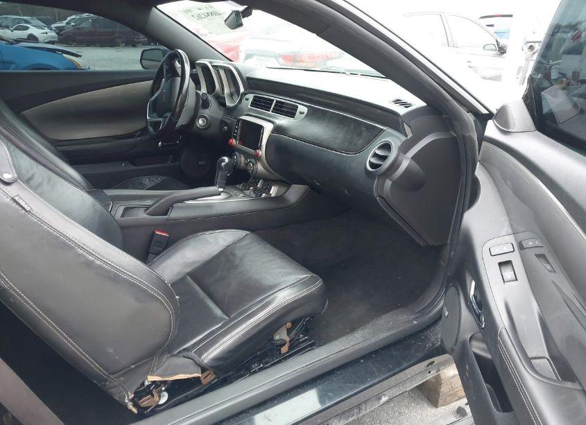 Photo 5 of 2013 Chevrolet Camaro 2LT (VIN 2G1FC1E3XD9179985)