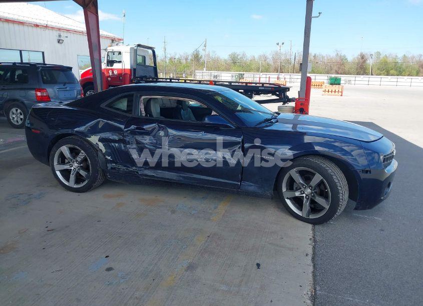 Photo 13 of 2011 Chevrolet Camaro 2LT (VIN 2G1FC1ED0B9111815)