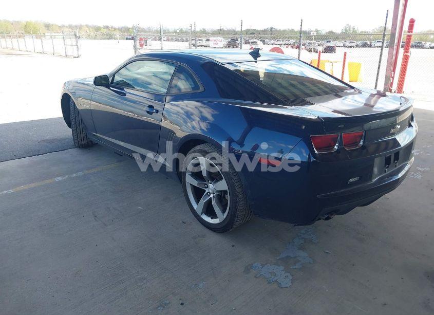 Photo 3 of 2011 Chevrolet Camaro 2LT (VIN 2G1FC1ED0B9111815)