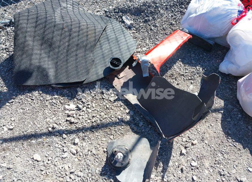 Photo 12 of 2011 Chevrolet Camaro 2LT (VIN 2G1FC1ED0B9120319)