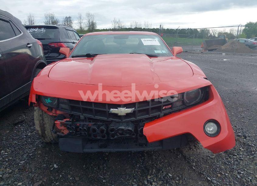 Photo 13 of 2011 Chevrolet Camaro 2LT (VIN 2G1FC1ED0B9120319)