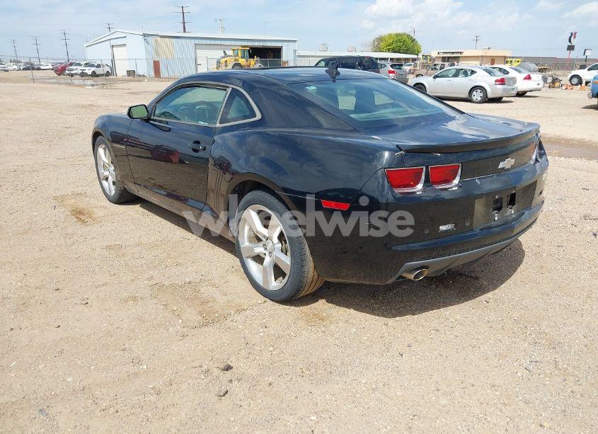 Photo 3 of 2011 Chevrolet Camaro 2LT (VIN 2G1FC1ED0B9133555)