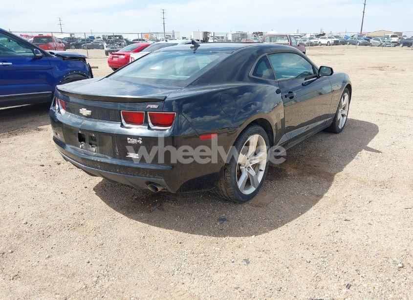 Photo 4 of 2011 Chevrolet Camaro 2LT (VIN 2G1FC1ED0B9133555)