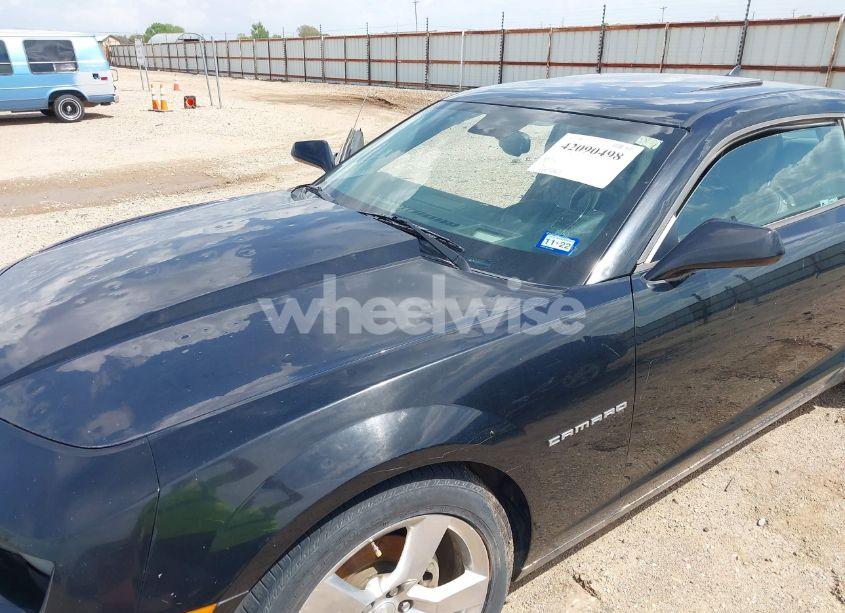 Photo 6 of 2011 Chevrolet Camaro 2LT (VIN 2G1FC1ED0B9133555)