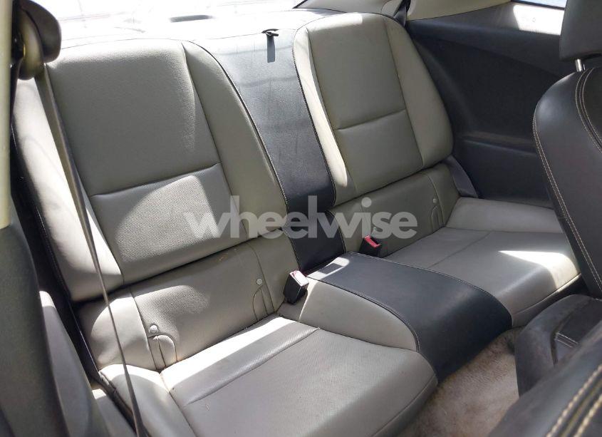 Photo 8 of 2011 Chevrolet Camaro 2LT (VIN 2G1FC1ED0B9133555)