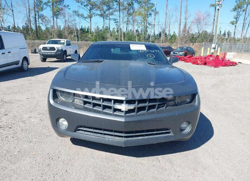 Photo 12 of 2011 Chevrolet Camaro 2LT (VIN 2G1FC1ED0B9142403)