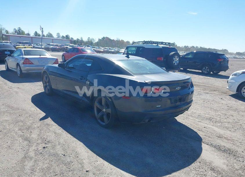 Photo 3 of 2011 Chevrolet Camaro 2LT (VIN 2G1FC1ED0B9142403)