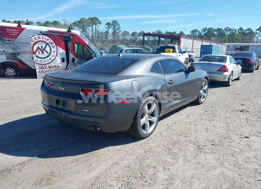 Photo 4 of 2011 Chevrolet Camaro 2LT (VIN 2G1FC1ED0B9142403)