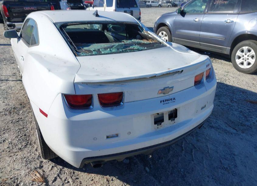 Photo 6 of 2011 Chevrolet Camaro 2LT (VIN 2G1FC1ED1B9152941)