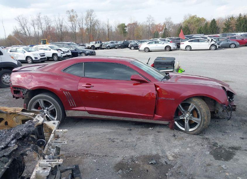 Photo 13 of 2011 Chevrolet Camaro 2LT (VIN 2G1FC1ED1B9164197)