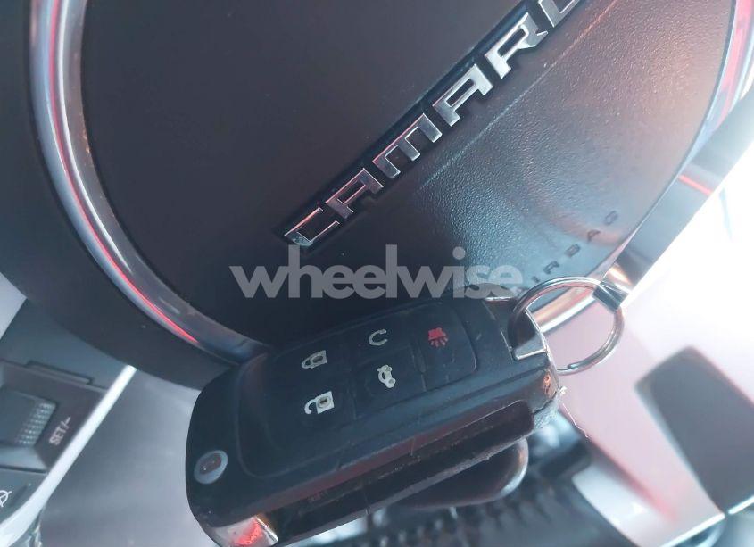 Photo 11 of 2011 Chevrolet Camaro 2LT (VIN 2G1FC1ED2B9153368)