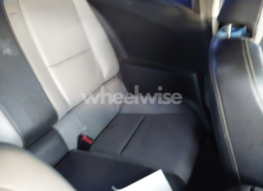 Photo 8 of 2011 Chevrolet Camaro 2LT (VIN 2G1FC1ED2B9153368)