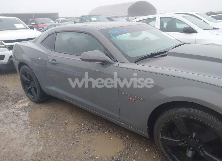 Photo 13 of 2011 Chevrolet Camaro 2LT (VIN 2G1FC1ED3B9122114)