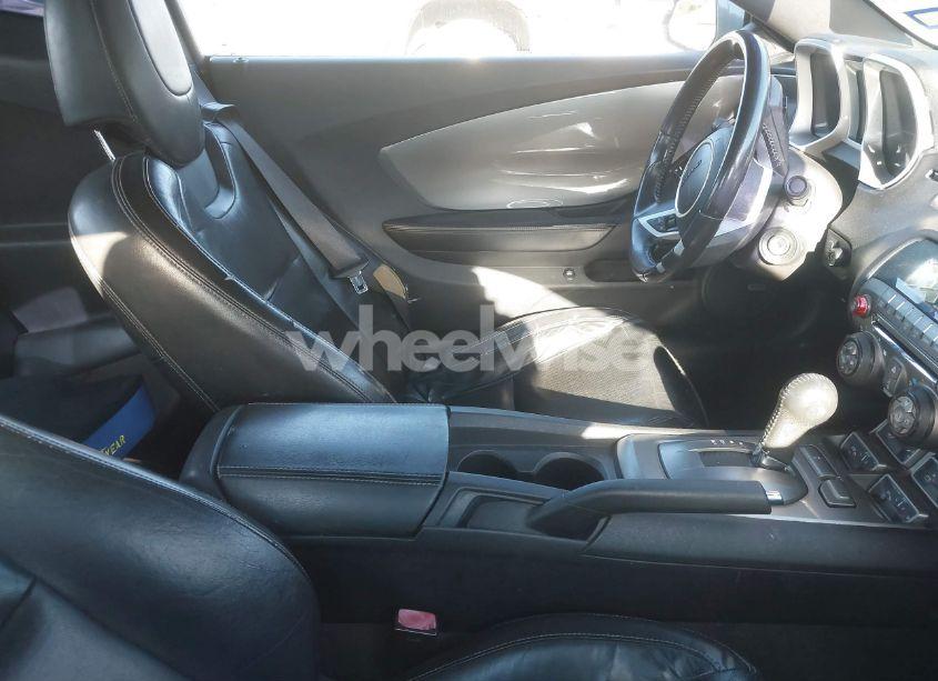 Photo 5 of 2011 Chevrolet Camaro 2LT (VIN 2G1FC1ED3B9122114)