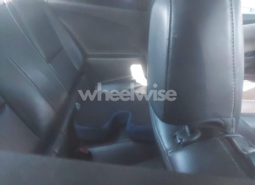 Photo 8 of 2011 Chevrolet Camaro 2LT (VIN 2G1FC1ED3B9122114)