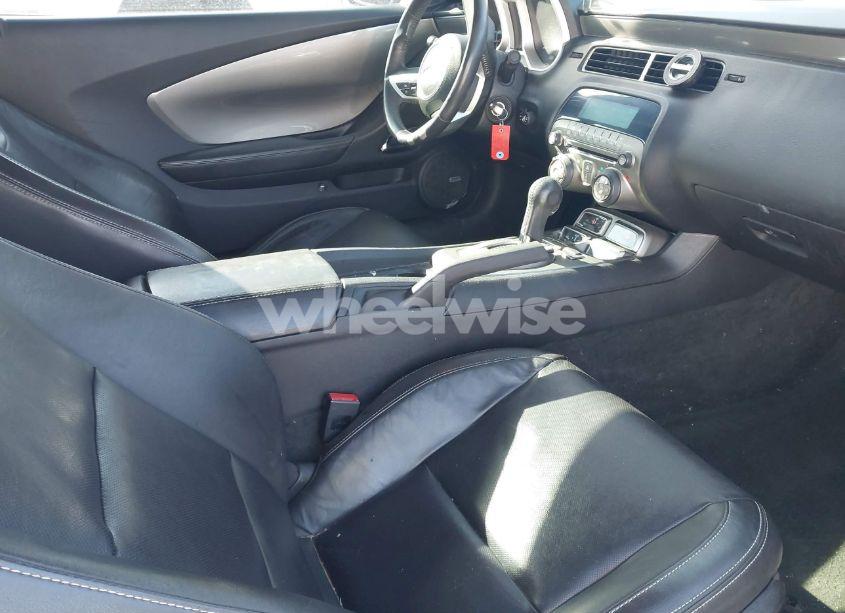 Photo 5 of 2011 Chevrolet Camaro 2LT (VIN 2G1FC1ED3B9163133)