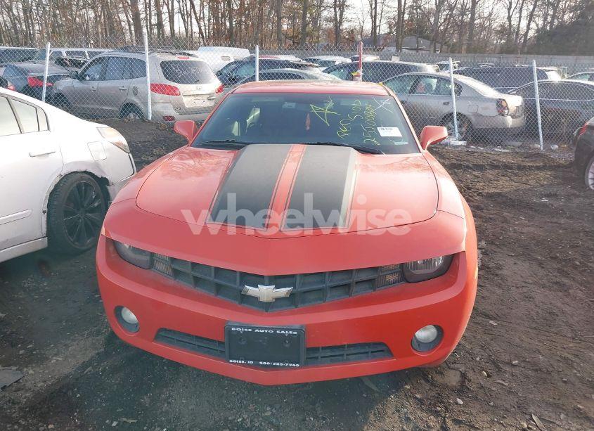 Photo 11 of 2011 Chevrolet Camaro 2LT (VIN 2G1FC1ED3B9184628)