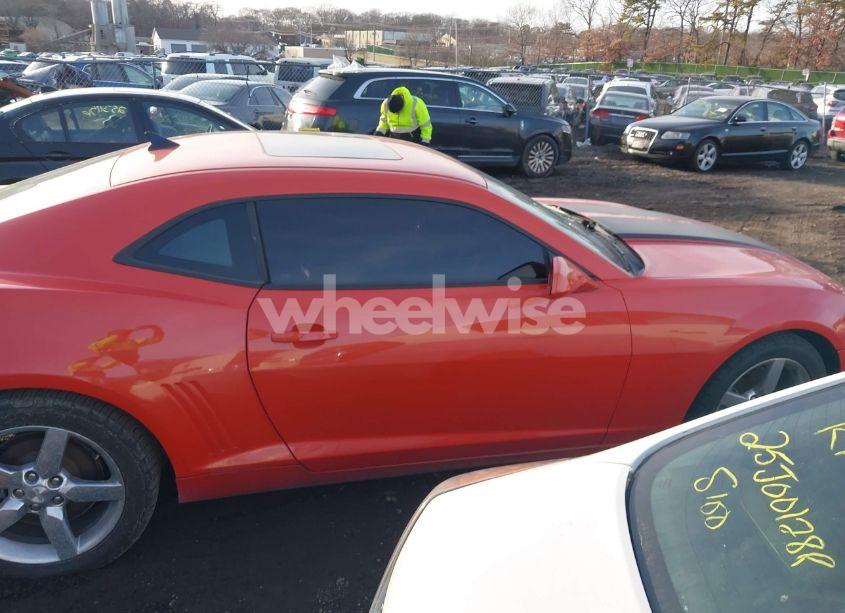 Photo 12 of 2011 Chevrolet Camaro 2LT (VIN 2G1FC1ED3B9184628)