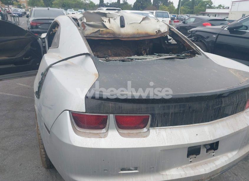 Photo 6 of 2011 Chevrolet Camaro 2LT (VIN 2G1FC1ED4B9102650)