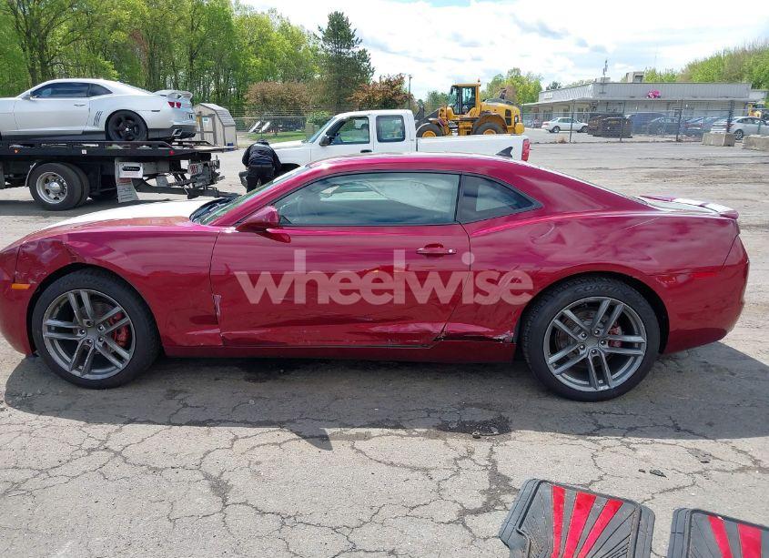 Photo 14 of 2011 Chevrolet Camaro 2LT (VIN 2G1FC1ED4B9164551)