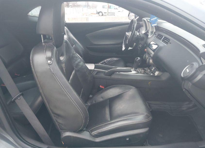 Photo 5 of 2011 Chevrolet Camaro 2LT (VIN 2G1FC1ED5B9105024)