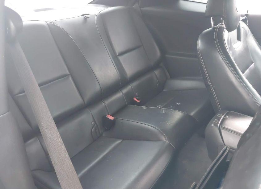 Photo 8 of 2011 Chevrolet Camaro 2LT (VIN 2G1FC1ED5B9105024)