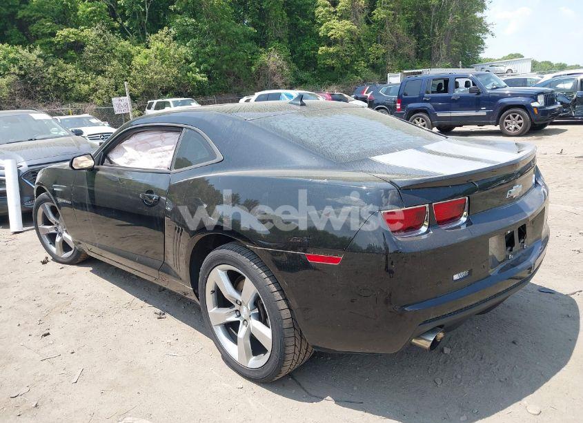 Photo 3 of 2011 Chevrolet Camaro 2LT (VIN 2G1FC1ED5B9122079)