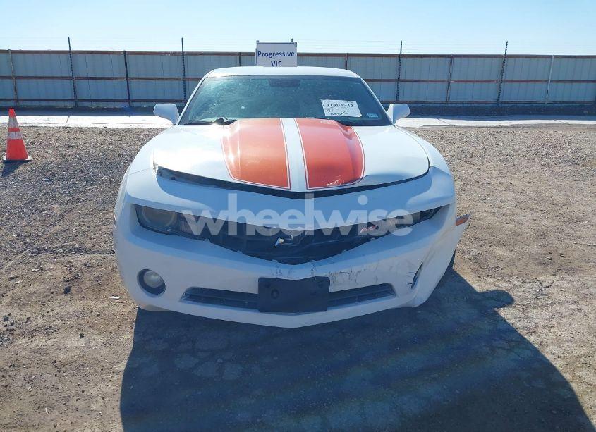 Photo 12 of 2011 Chevrolet Camaro 2LT (VIN 2G1FC1ED5B9164946)