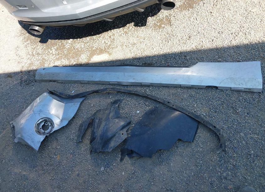 Photo 11 of 2011 Chevrolet Camaro 2LT (VIN 2G1FC1ED7B9121242)