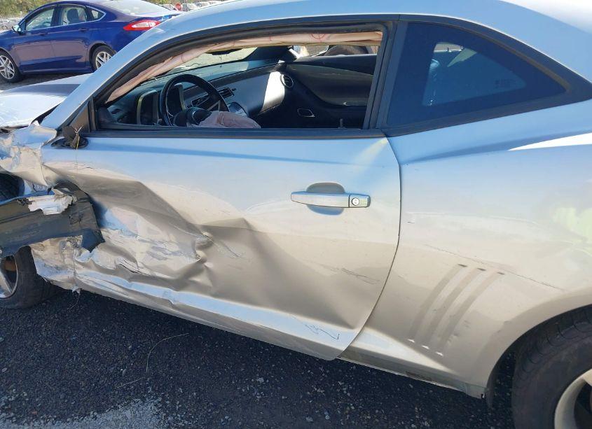 Photo 17 of 2011 Chevrolet Camaro 2LT (VIN 2G1FC1ED7B9121242)