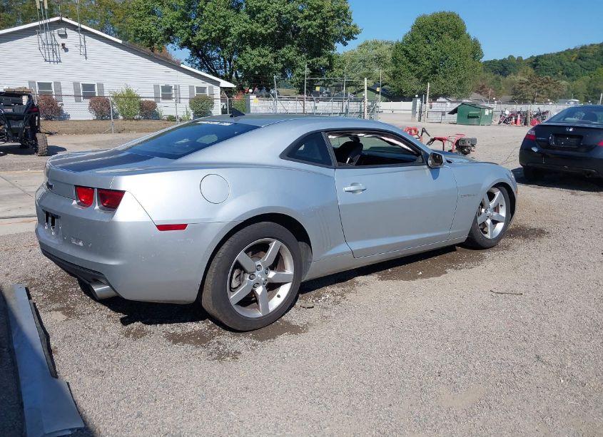 Photo 4 of 2011 Chevrolet Camaro 2LT (VIN 2G1FC1ED7B9121242)