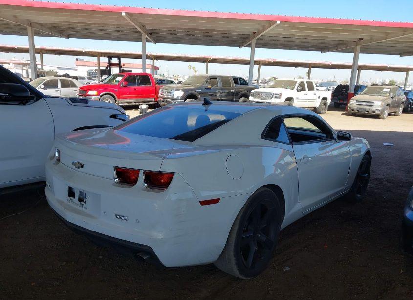 Photo 4 of 2011 Chevrolet Camaro 2LT (VIN 2G1FC1ED7B9210535)