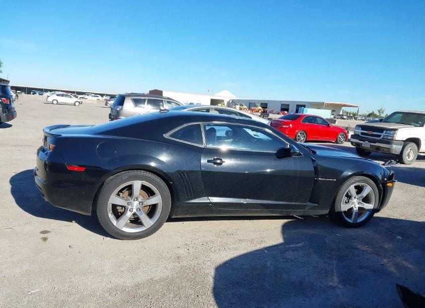 Photo 13 of 2011 Chevrolet Camaro 2LT (VIN 2G1FC1ED8B9179392)