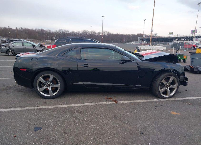Photo 13 of 2011 Chevrolet Camaro 2LT (VIN 2G1FC1ED9B9168207)