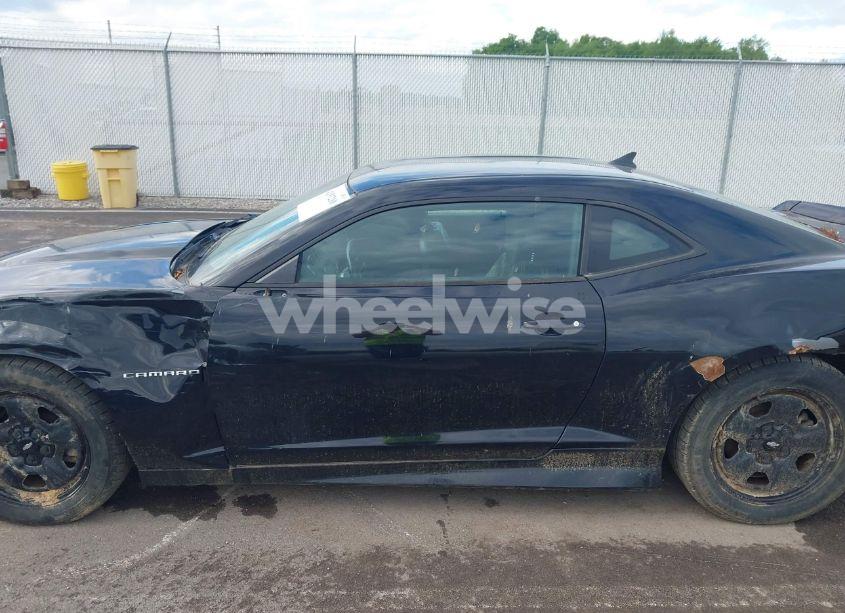 Photo 15 of 2011 Chevrolet Camaro 2LT (VIN 2G1FC1ED9B9202646)