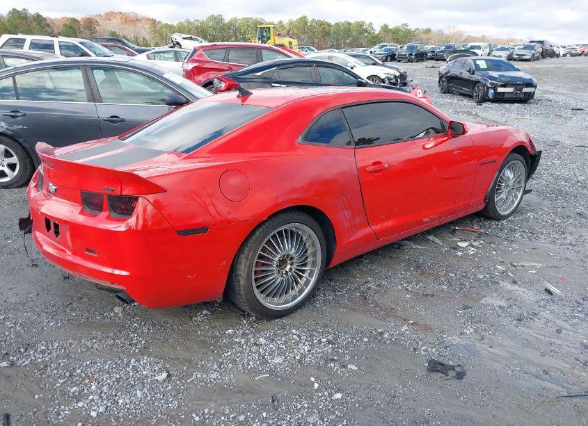 Photo 4 of 2011 Chevrolet Camaro 2LT (VIN 2G1FC1EDXB9199773)