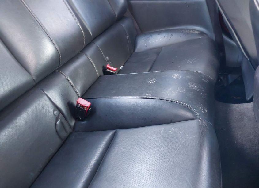 Photo 8 of 2011 Chevrolet Camaro 2LT (VIN 2G1FC1EDXB9199773)