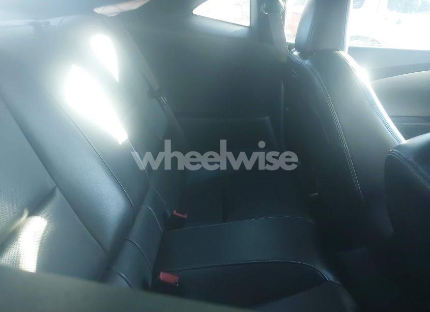 Photo 8 of 2010 Chevrolet Camaro 2LT (VIN 2G1FC1EV0A9184254)