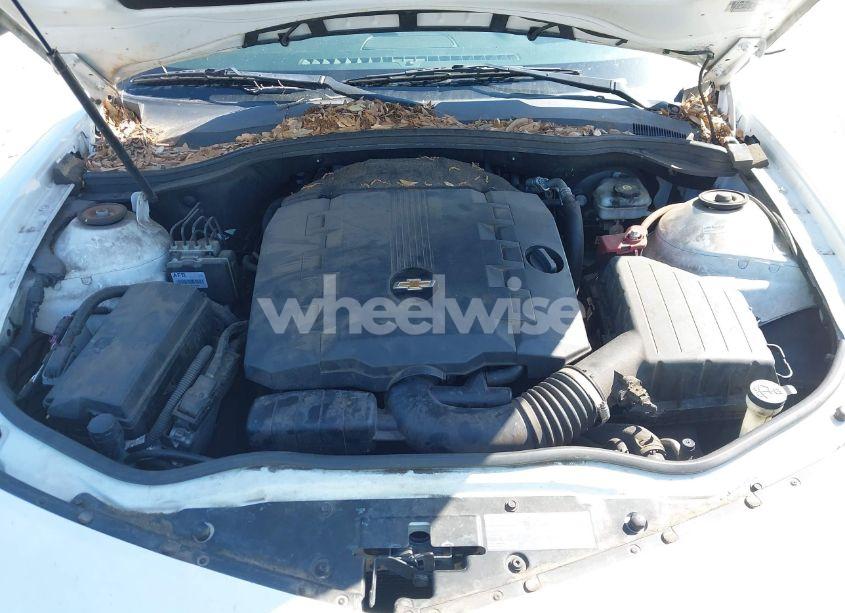 Photo 10 of 2010 Chevrolet Camaro 2LT (VIN 2G1FC1EV1A9225409)