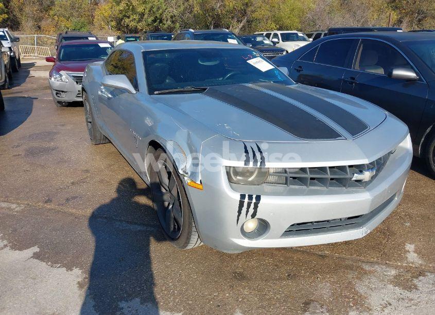 2010 Chevrolet Camaro 2LT (VIN 2G1FC1EV2A9105697) main photo
