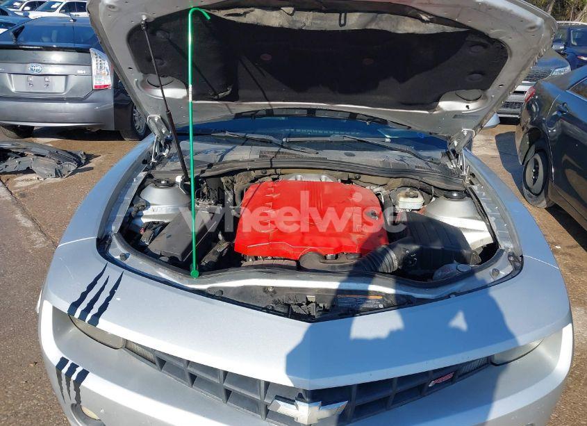 Photo 10 of 2010 Chevrolet Camaro 2LT (VIN 2G1FC1EV2A9105697)