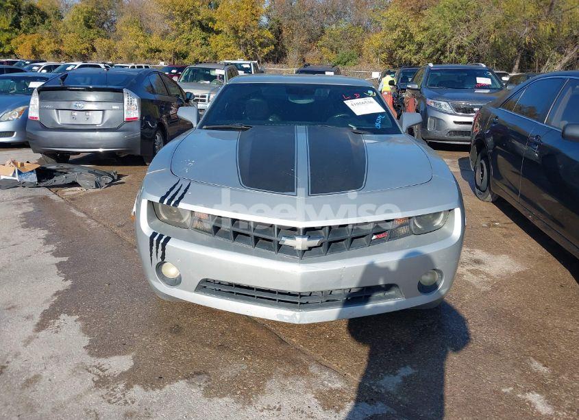Photo 12 of 2010 Chevrolet Camaro 2LT (VIN 2G1FC1EV2A9105697)