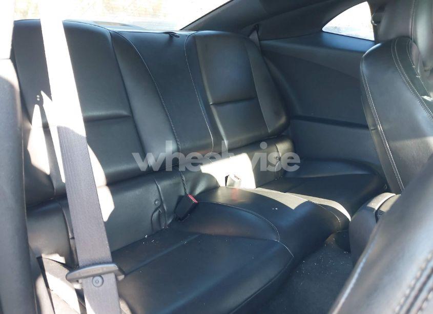 Photo 8 of 2010 Chevrolet Camaro 2LT (VIN 2G1FC1EV2A9105697)