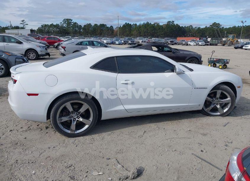 Photo 13 of 2010 Chevrolet Camaro 2LT (VIN 2G1FC1EV2A9119096)