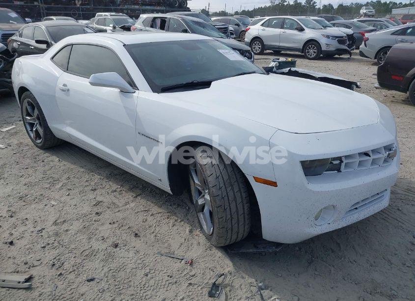 Photo 3 of 2010 Chevrolet Camaro 2LT (VIN 2G1FC1EV2A9119096)